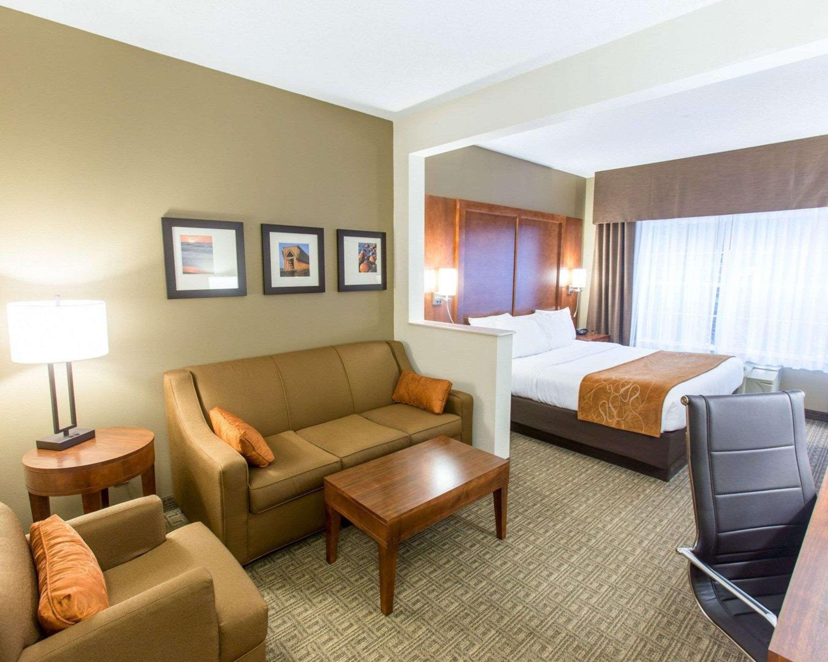 Comfort Suites Marquette Exterior foto